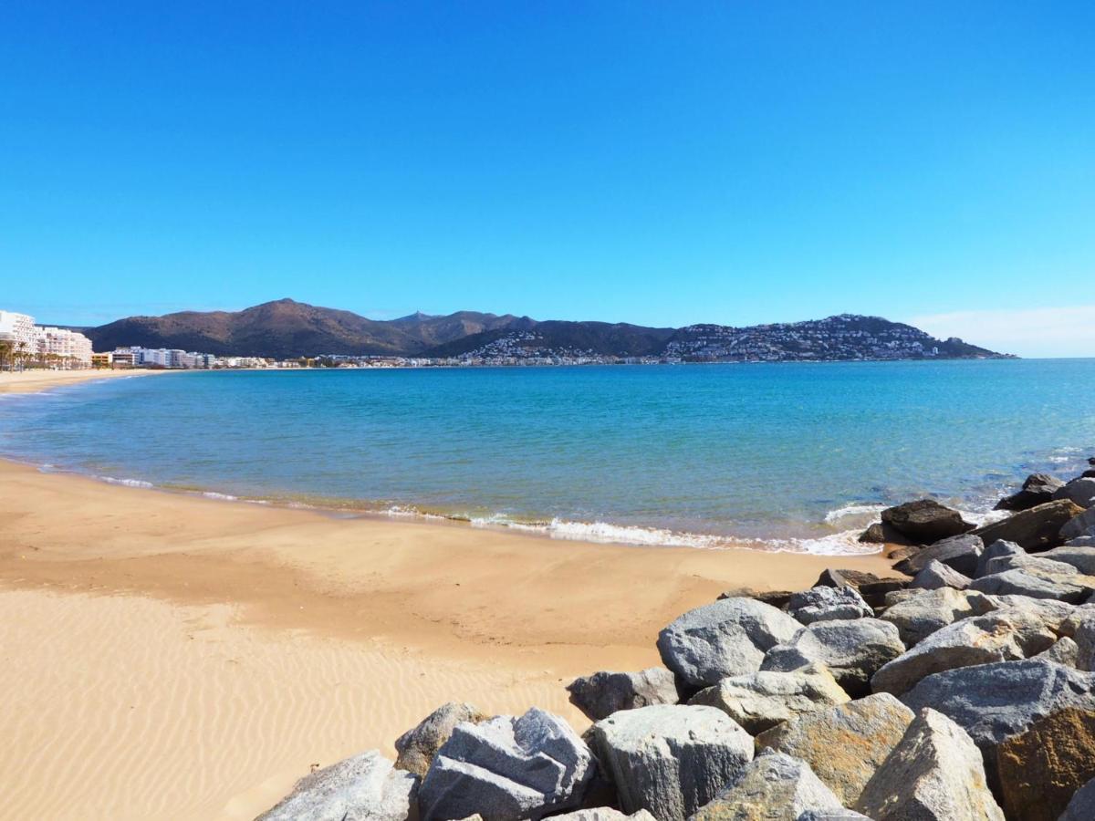Apartment Platja De Roses-7 By Interhome Екстериор снимка